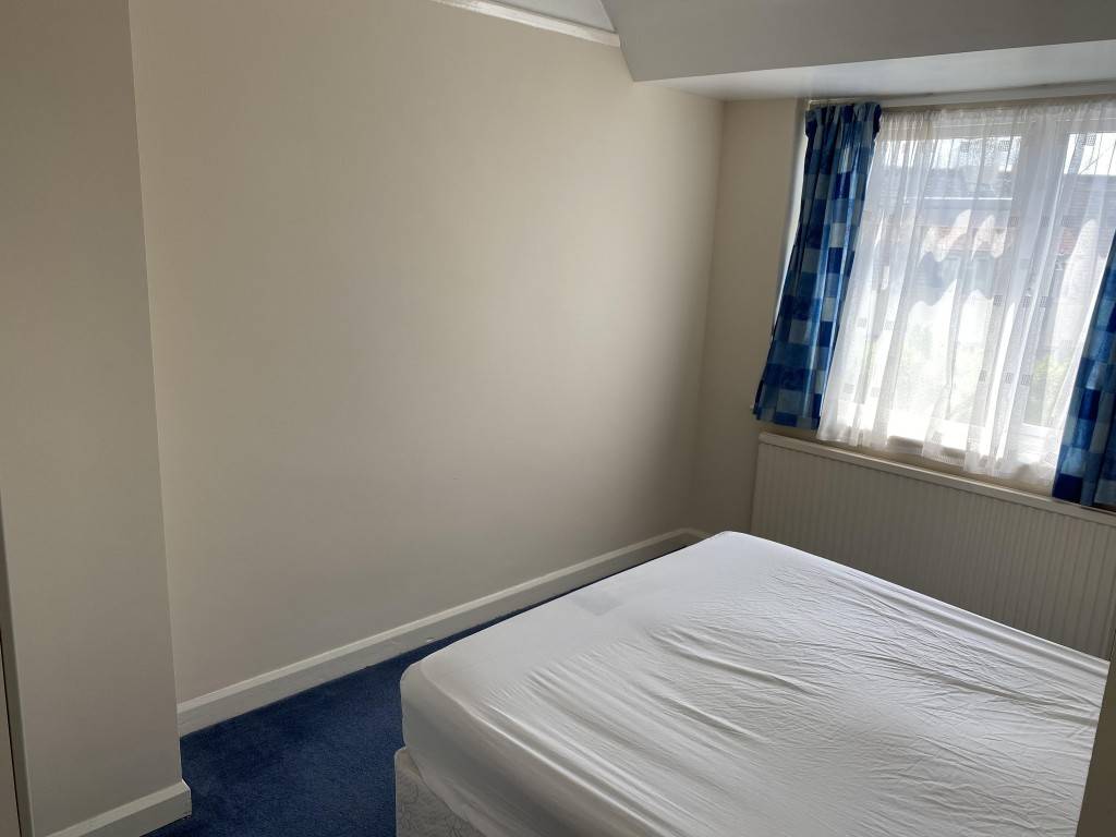 Brook Street, Chippenham F1rst Move