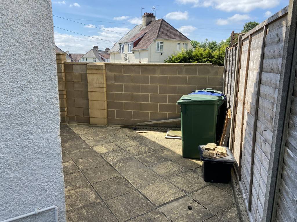 Brook Street, Chippenham F1rst Move