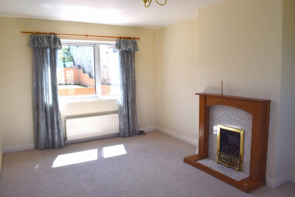 Eastern Avenue, Chippenham F1rst Move